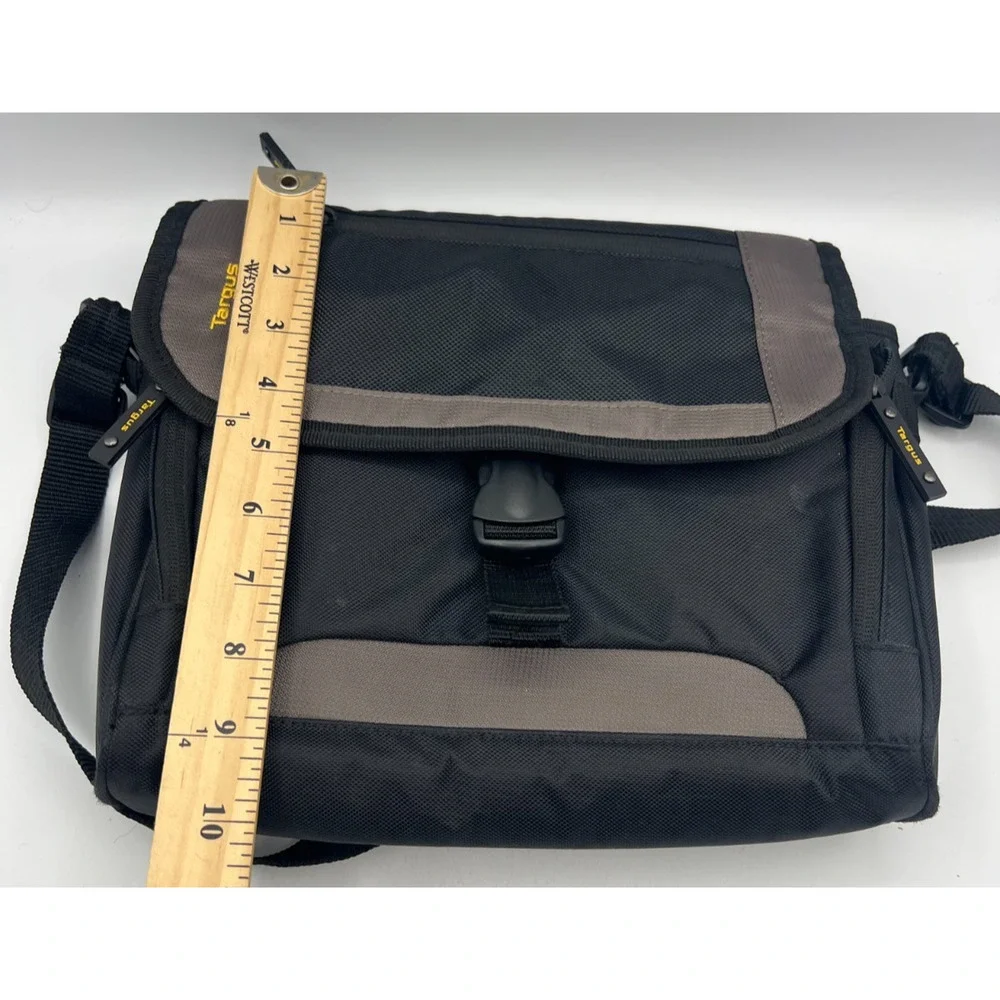 Targus Black Gray Laptop Messenger Shoulder Bag Padded Organizer Adjust Strap